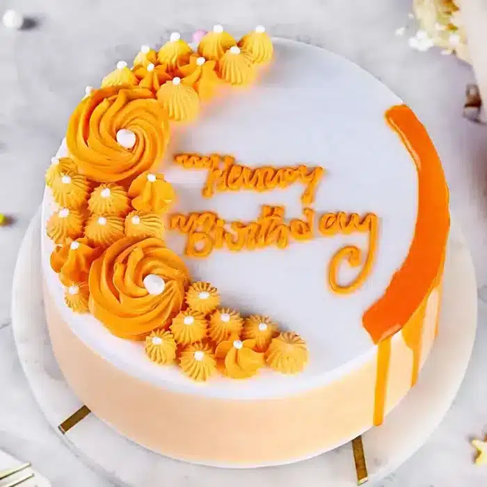 Round Butterscotch Crunch cake